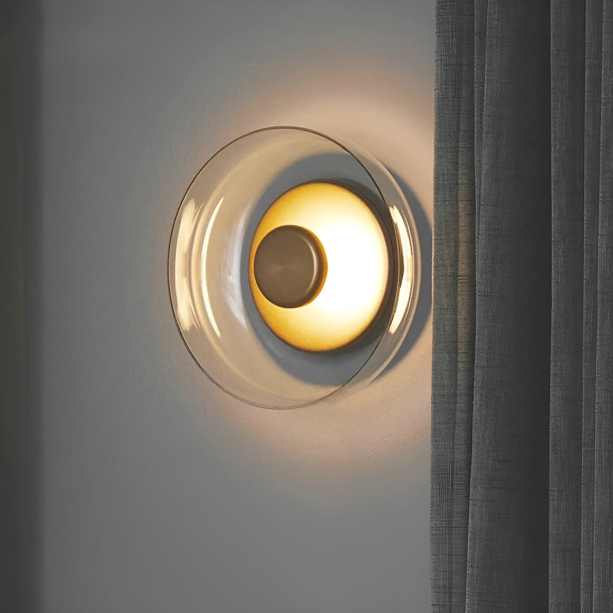 CiBrix - Glass Wall Lamp With Gold Accents