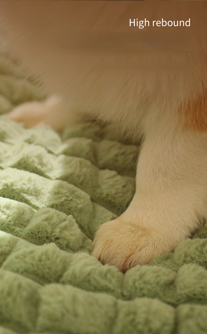 LuxePlush - Warm Plush Dog Bed for Small and Medium Dogs