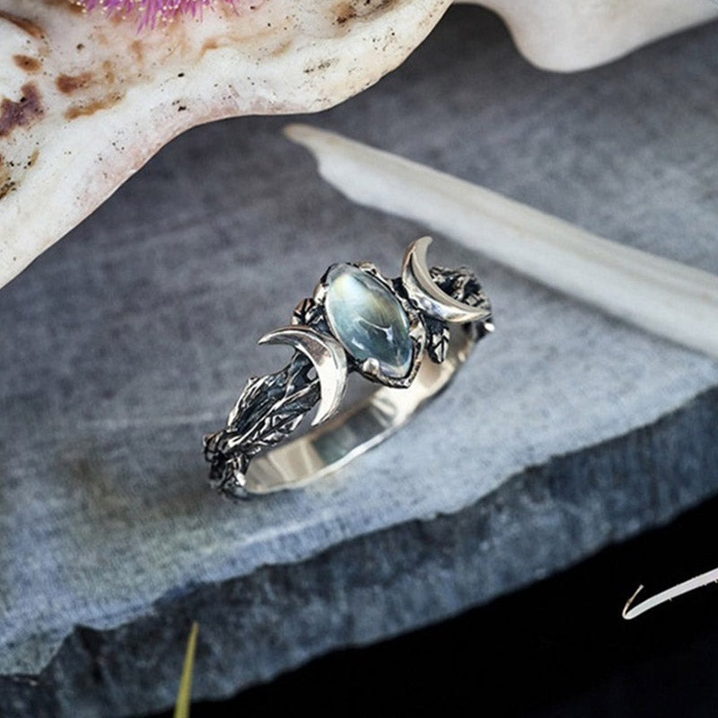 Iris Moonstone Statement Ring - Bold Elegant Statement Piece