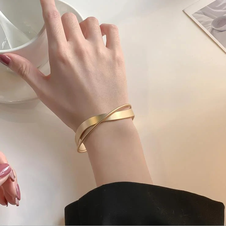 Elisa - Gold Infinity Bracelet with Matte Finish
