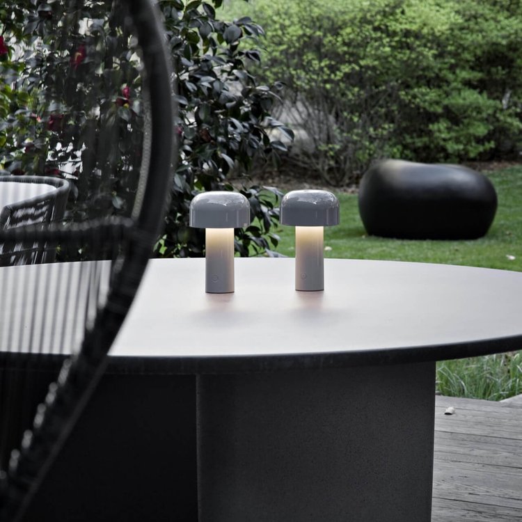 Sovendra - Portable Color-Changing LED Lamp