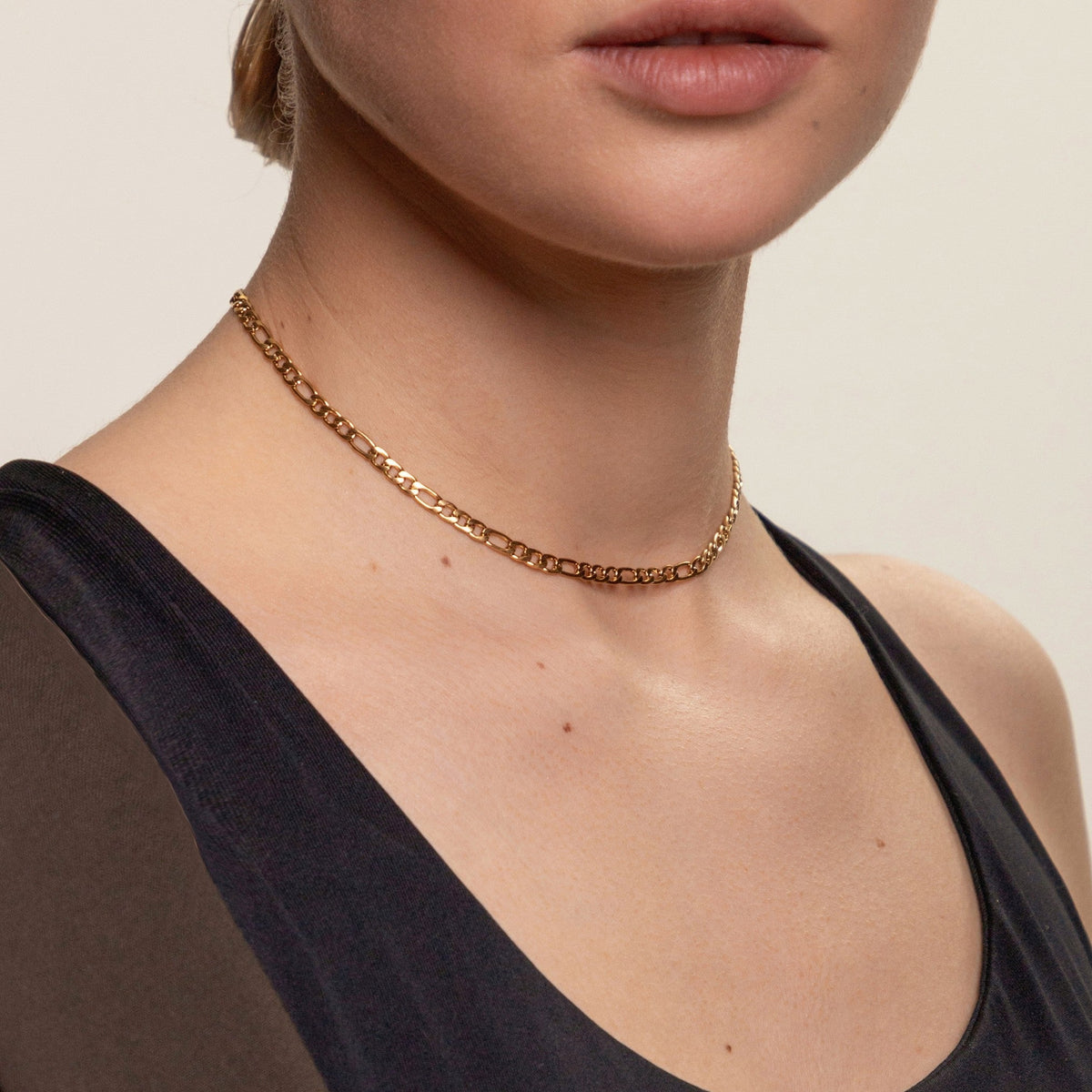 Lola - Elegant Minimalist Choker