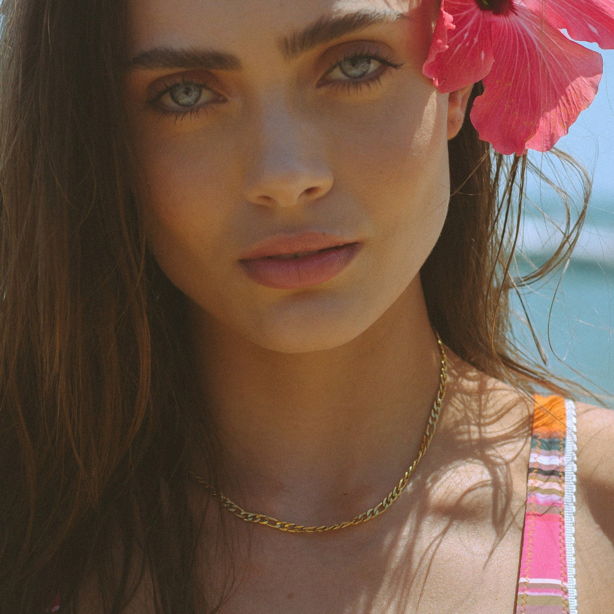 Lola - Elegant Minimalist Choker