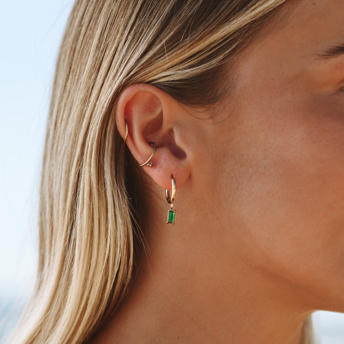 Utessa - Radiant Sea Glitter Earrings