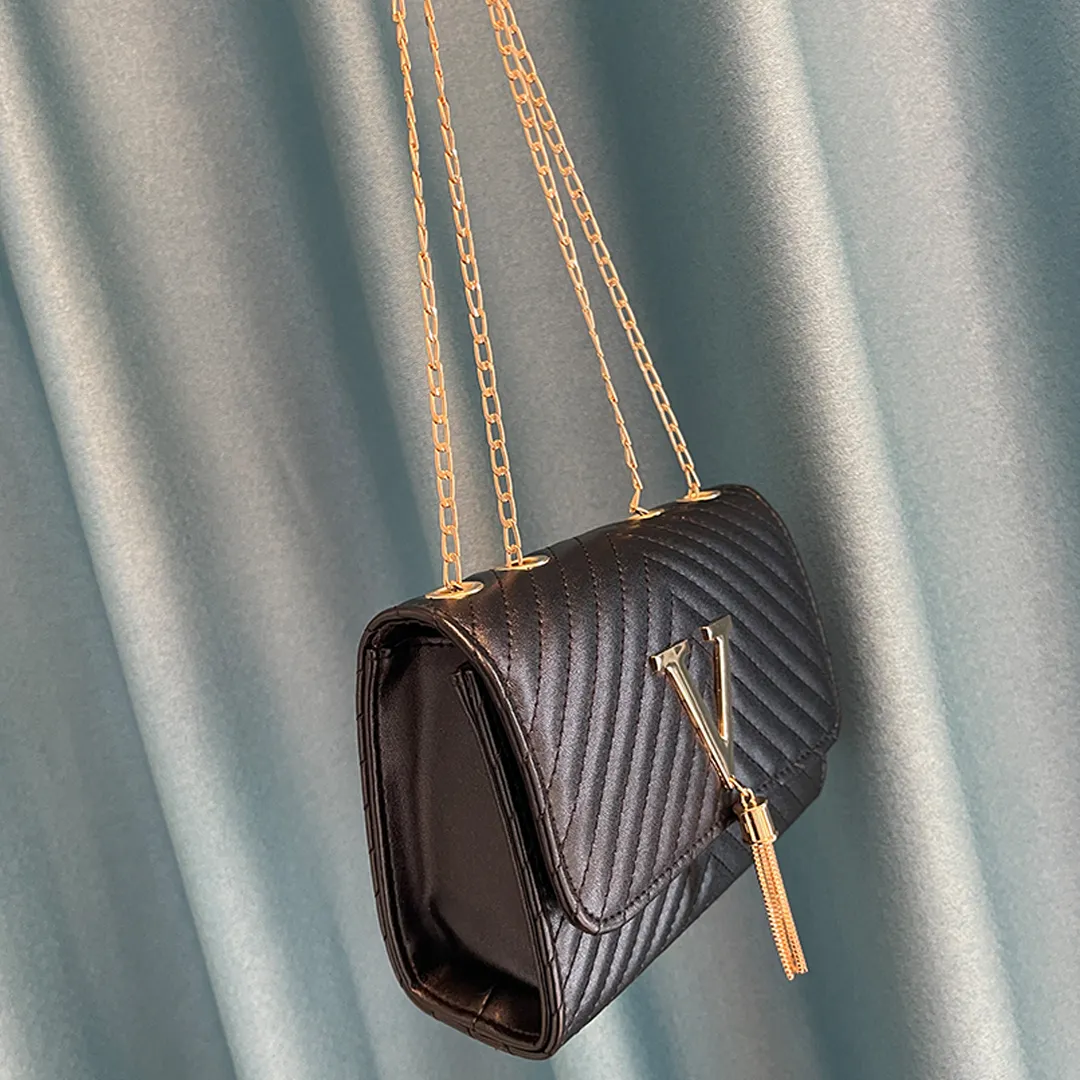 Jannete Luxe Handbag - Timeless Elegance for Every Occasion