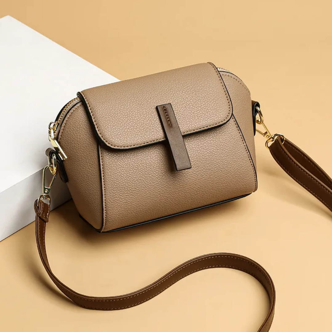 Jade Purse - Elegant and Compact Crossbody Bag