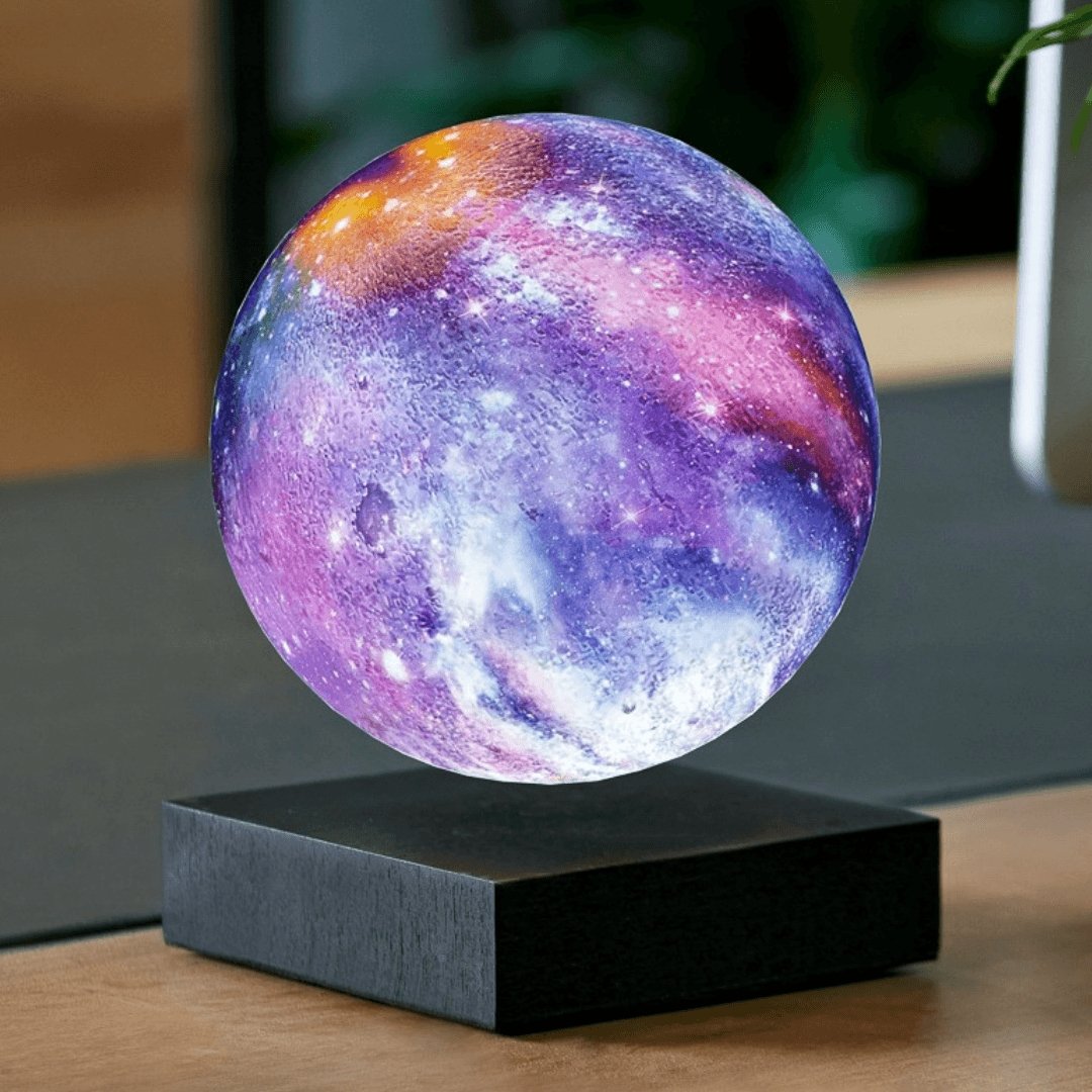 Cris Vale - Levitating Lamp With 16 Colors