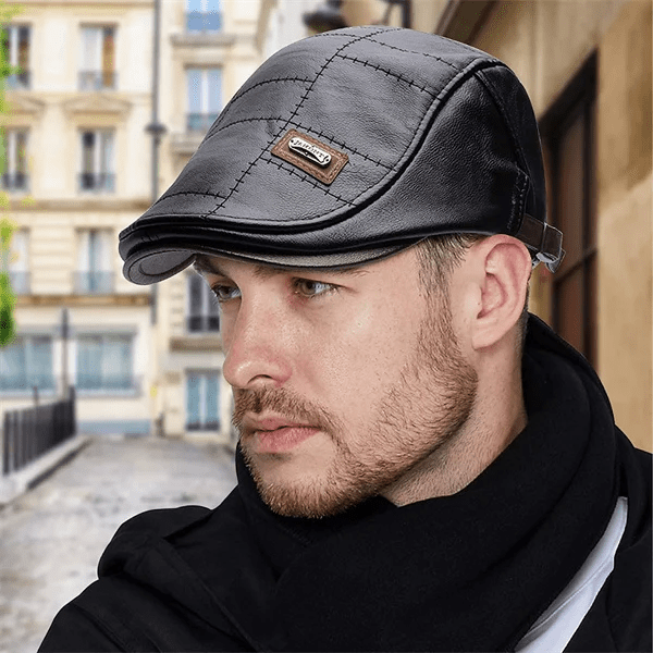LuxeStyle Beret - Timeless Elegance in Leather