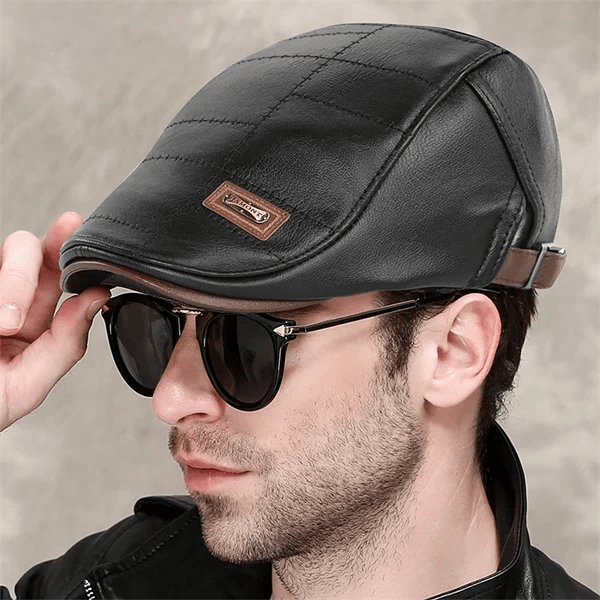 LuxeStyle Beret - Timeless Elegance in Leather
