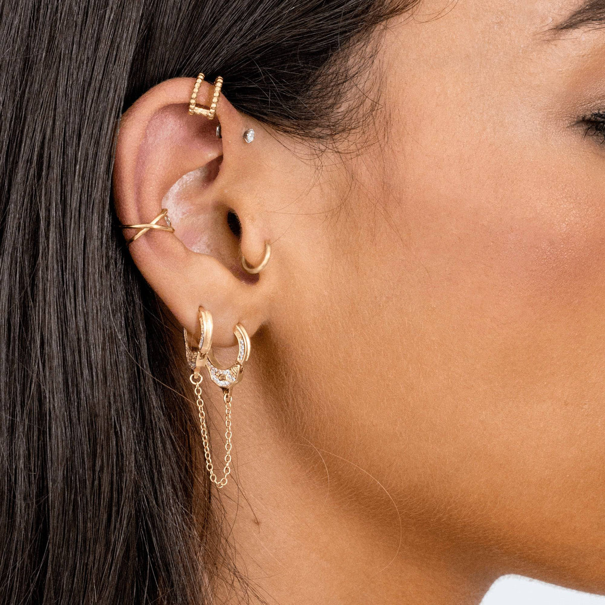 Gyrelle - Stylish U-Shaped Ear Cuffs for Everyday Elegance