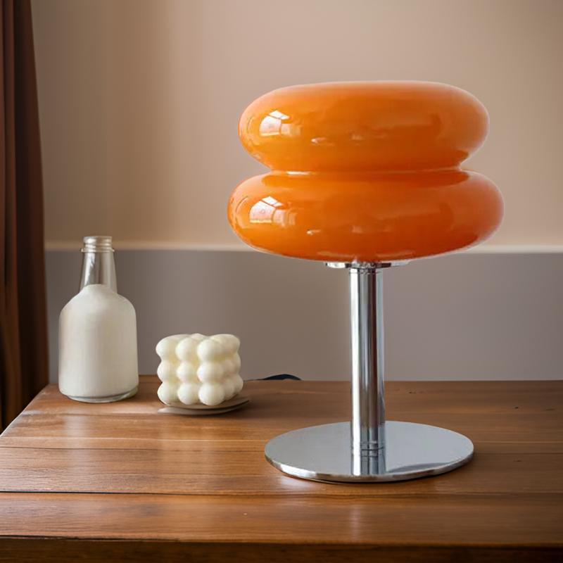 Plarion - Retro Mod Icon Table Lamp