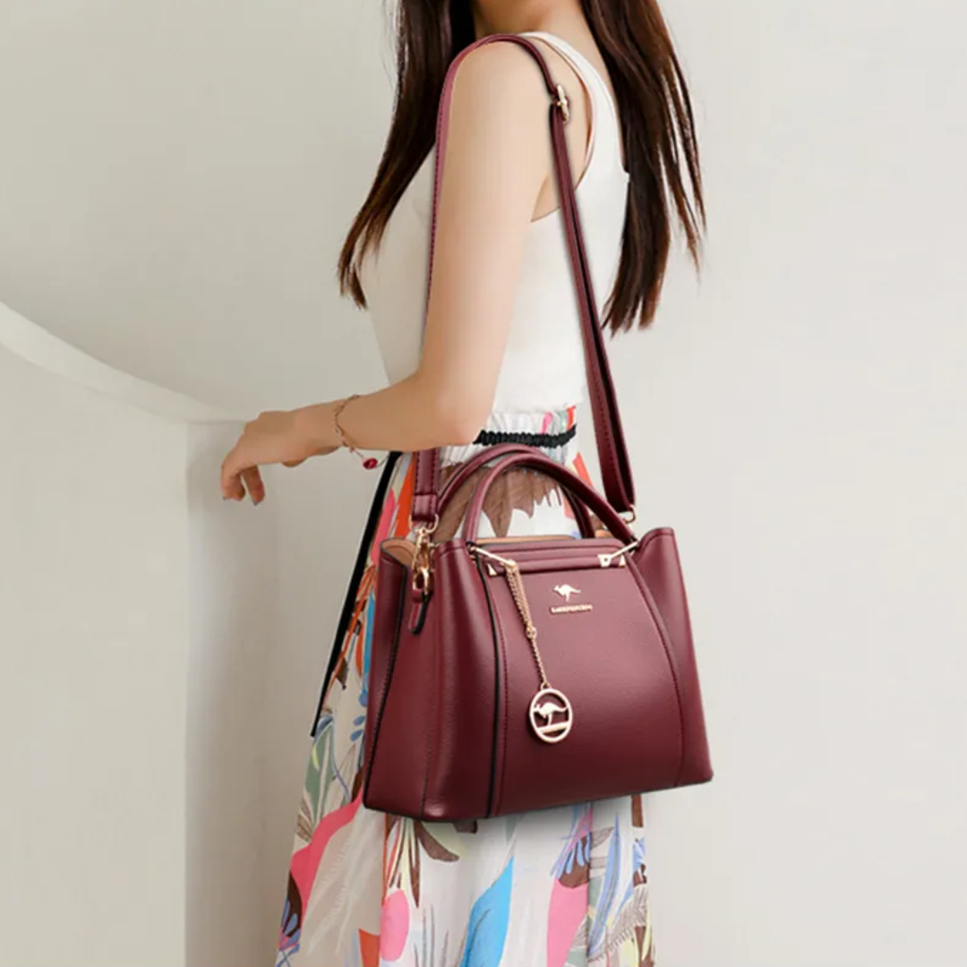 LuxeTote - A Stylish Tote Bag for Every Occasion