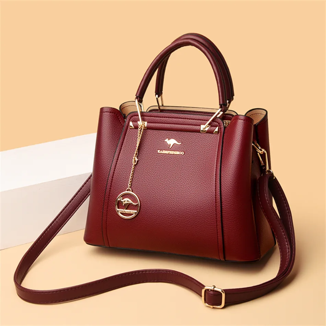 LuxeTote - A Stylish Tote Bag for Every Occasion