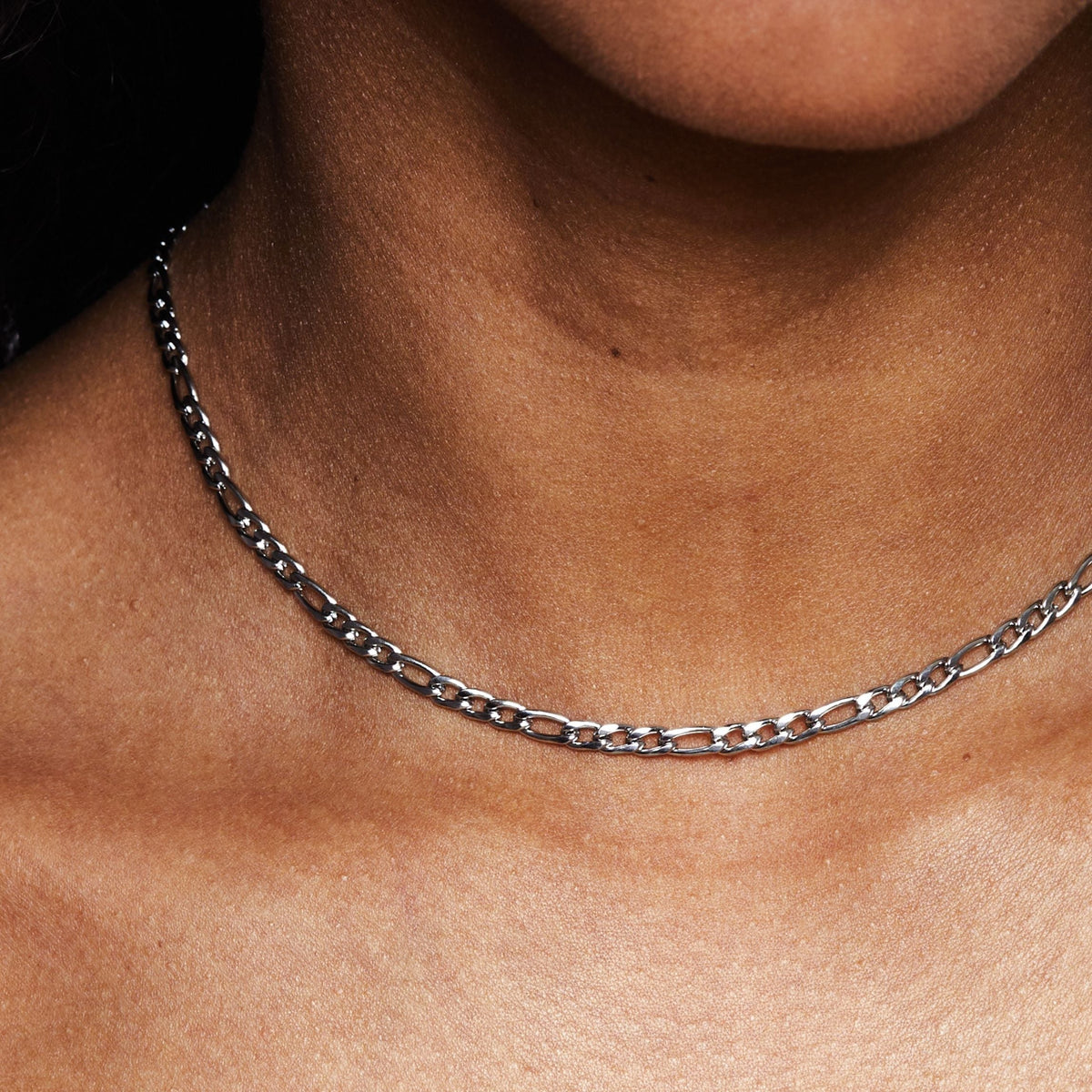 Lola - Elegant Minimalist Choker