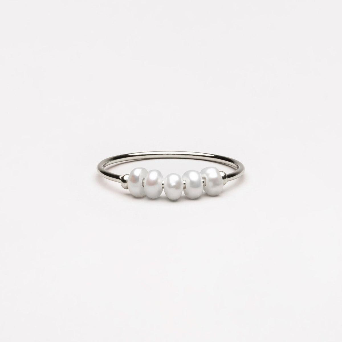 Isolde Mini Pearl Ring - Effortless Elegance for Everyday Wear