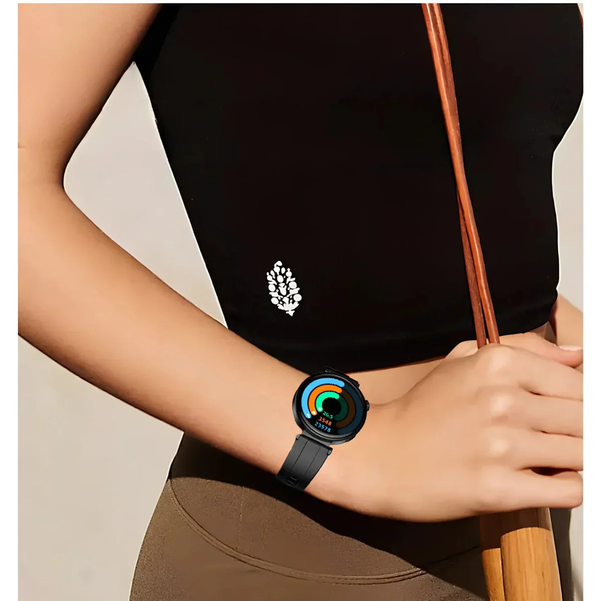 LuxeFit Aura - Elegant Health and Style Smartwatch