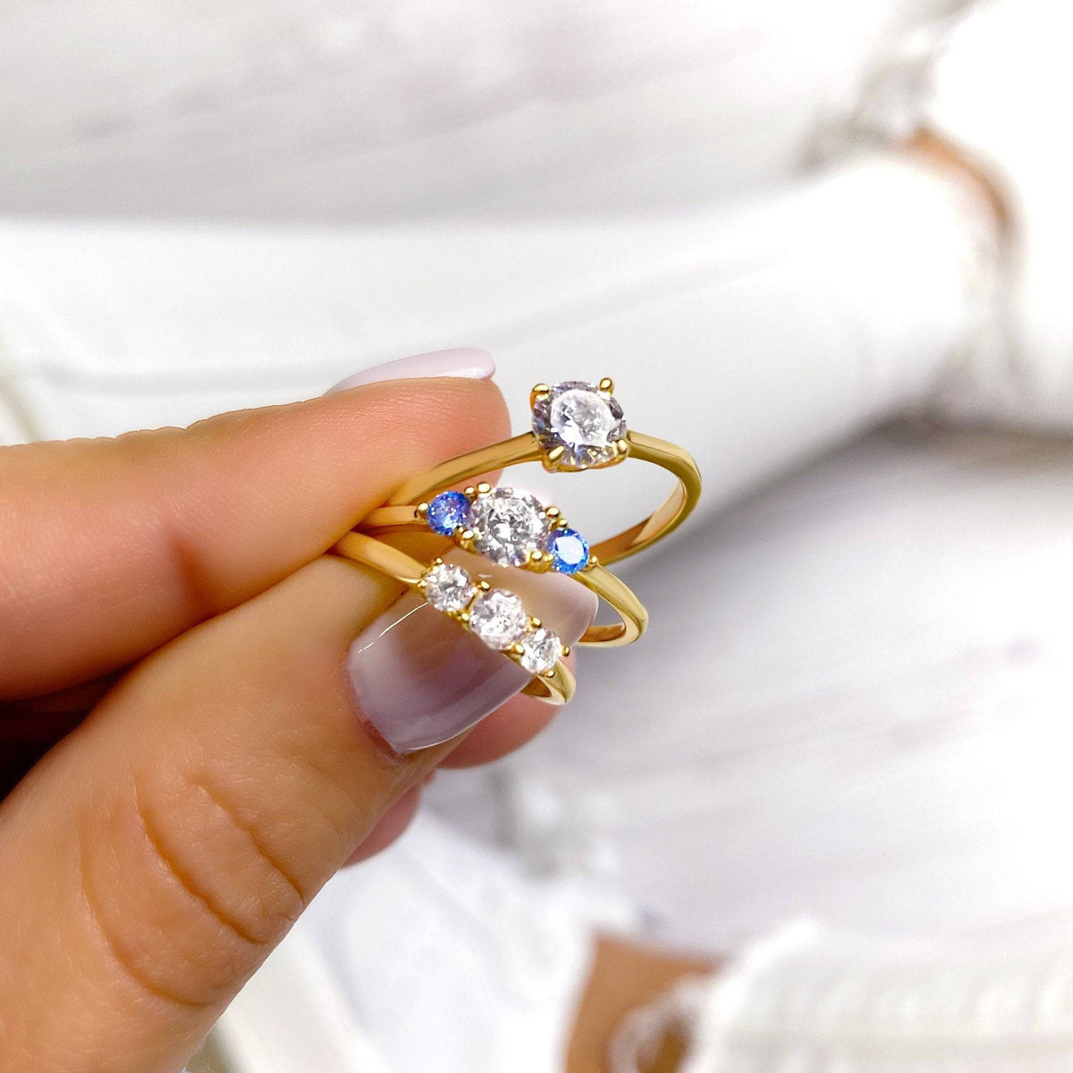 Elena - Exquisite Solitaire Zirconia Ring for Timeless Elegance