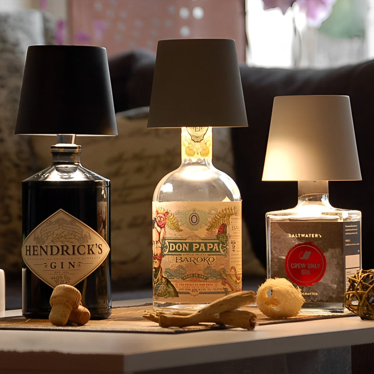 Baventry - Rechargeable LED Lamp for Bottles