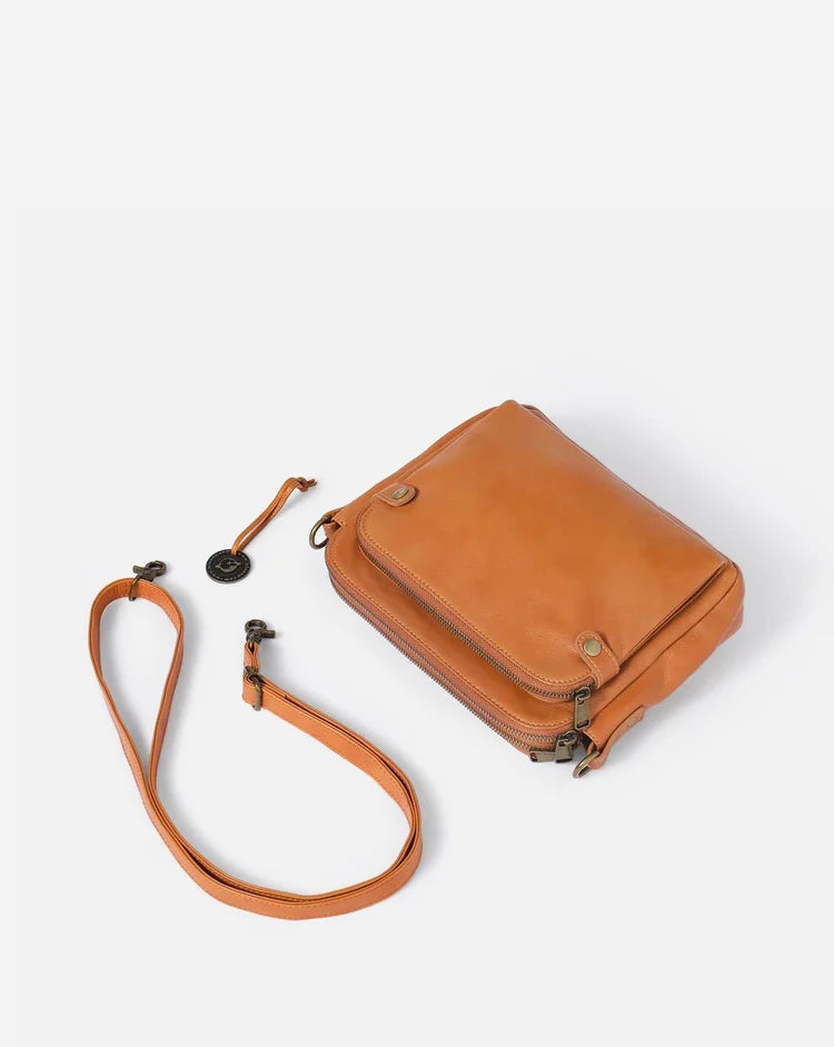 UrbanChic Shoulder Bag - Elegant, Roomy and Lightweight Bag