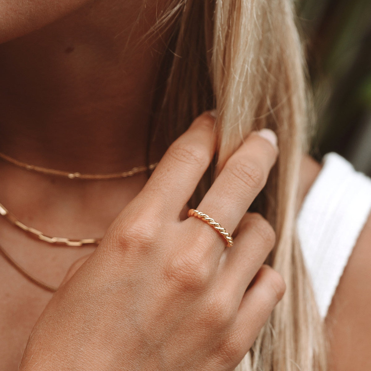 Tessa - Enchanting Twisted Symbol Ring