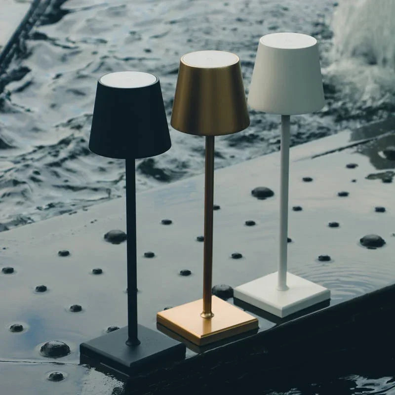 WattNest - Wireless Charging Table Lamp